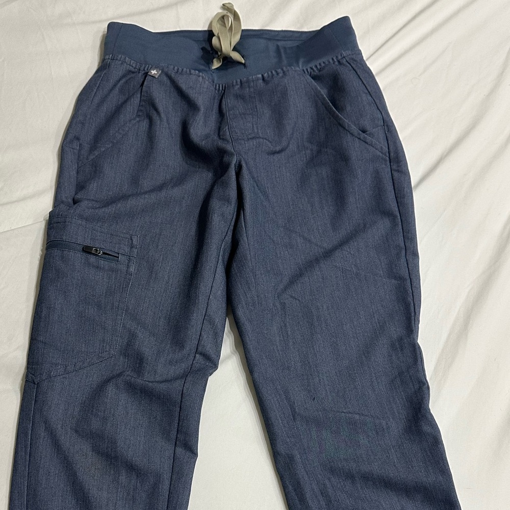 Figs Scrub Pants Beautiful Heather Denim Color